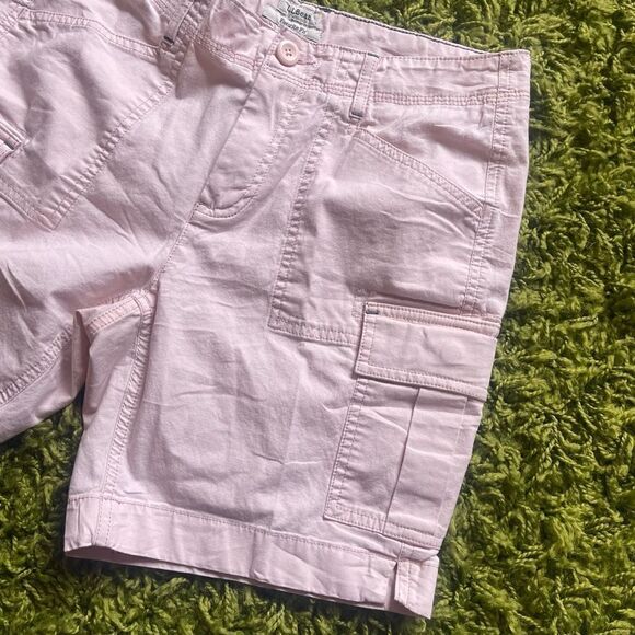 L.L. BEAN CARGO SHORTS PINK - Picture 4 of 7